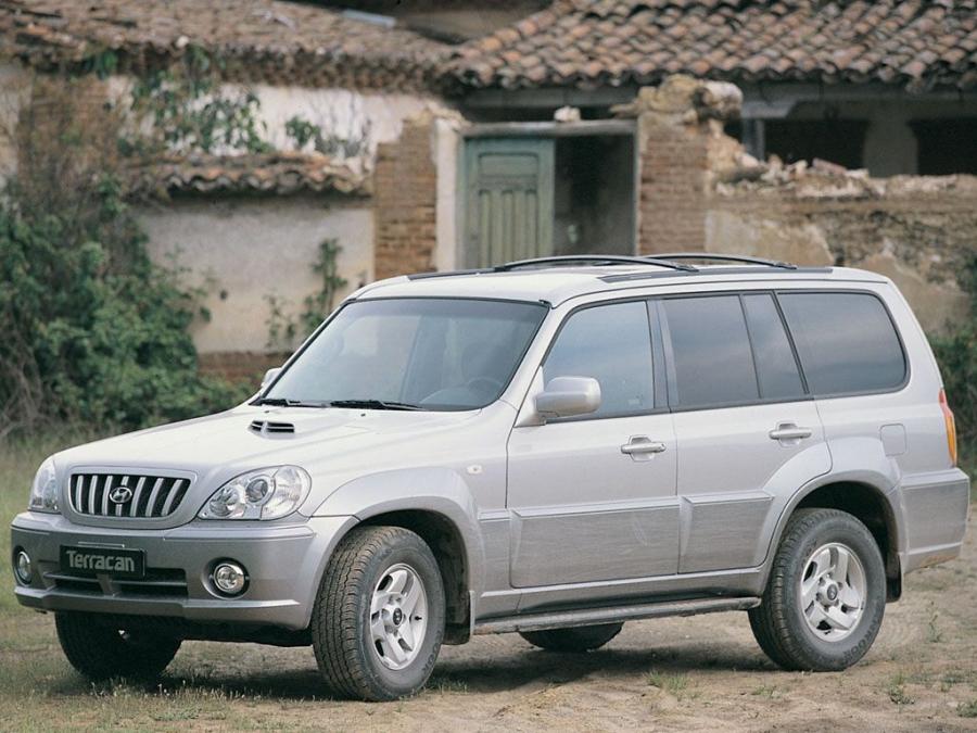  Hyundai Terracan 2001 года  (фото 10 из 16)